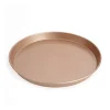 Null CHEFMADE | 27,9cm Pizzablech Rund | 279x25mm| Champagnergold| Antihaft- & Silikonbeschichtet| Pizzaform| Kuchenblech| Tarteform| Quicheform| Ofenblech 23