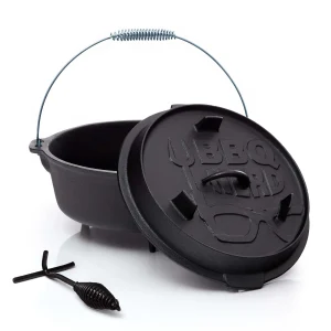 Null BBQ-Nerd© Dutch Oven “Professional” 7,3L Mit Ständer | Bereits Eingebrannt | Gusseisen Feuertopf Mit Deckel Und Integr. Bratpfanne und Deckelheber 11